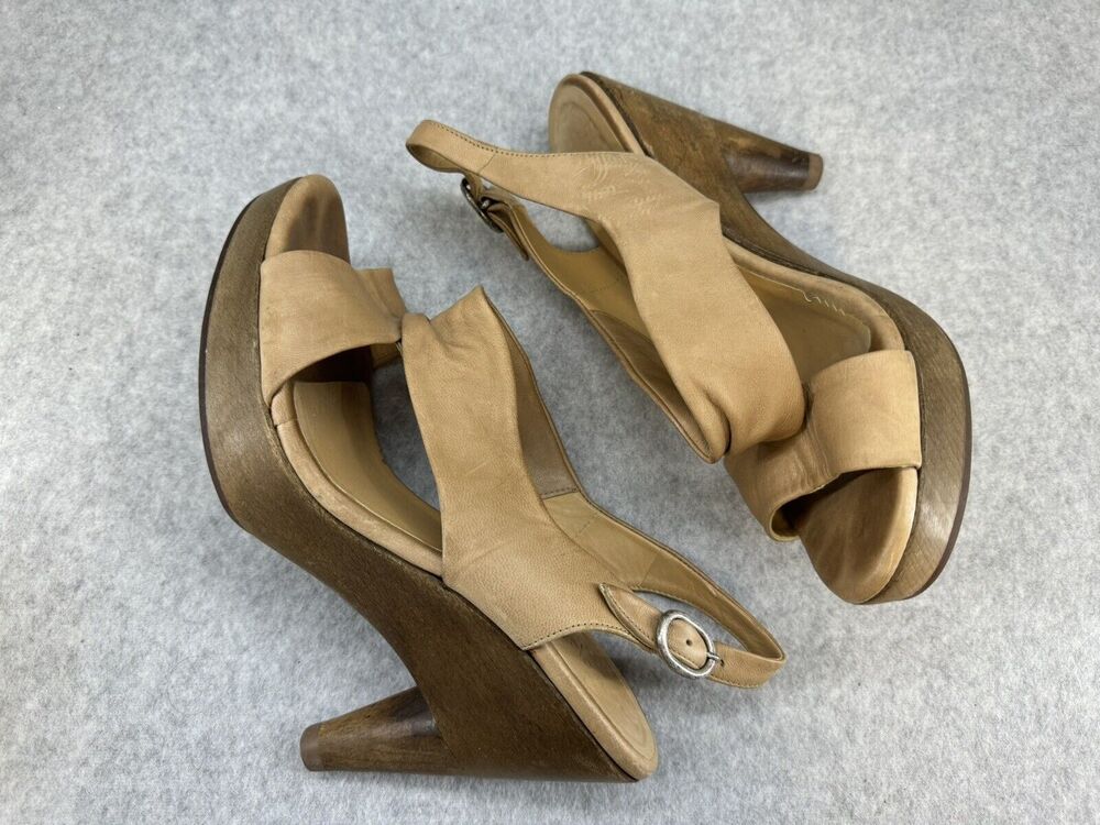 Coclico Womens Tan Leather Wood Heels Strappy Sandals 39 - US 8.5